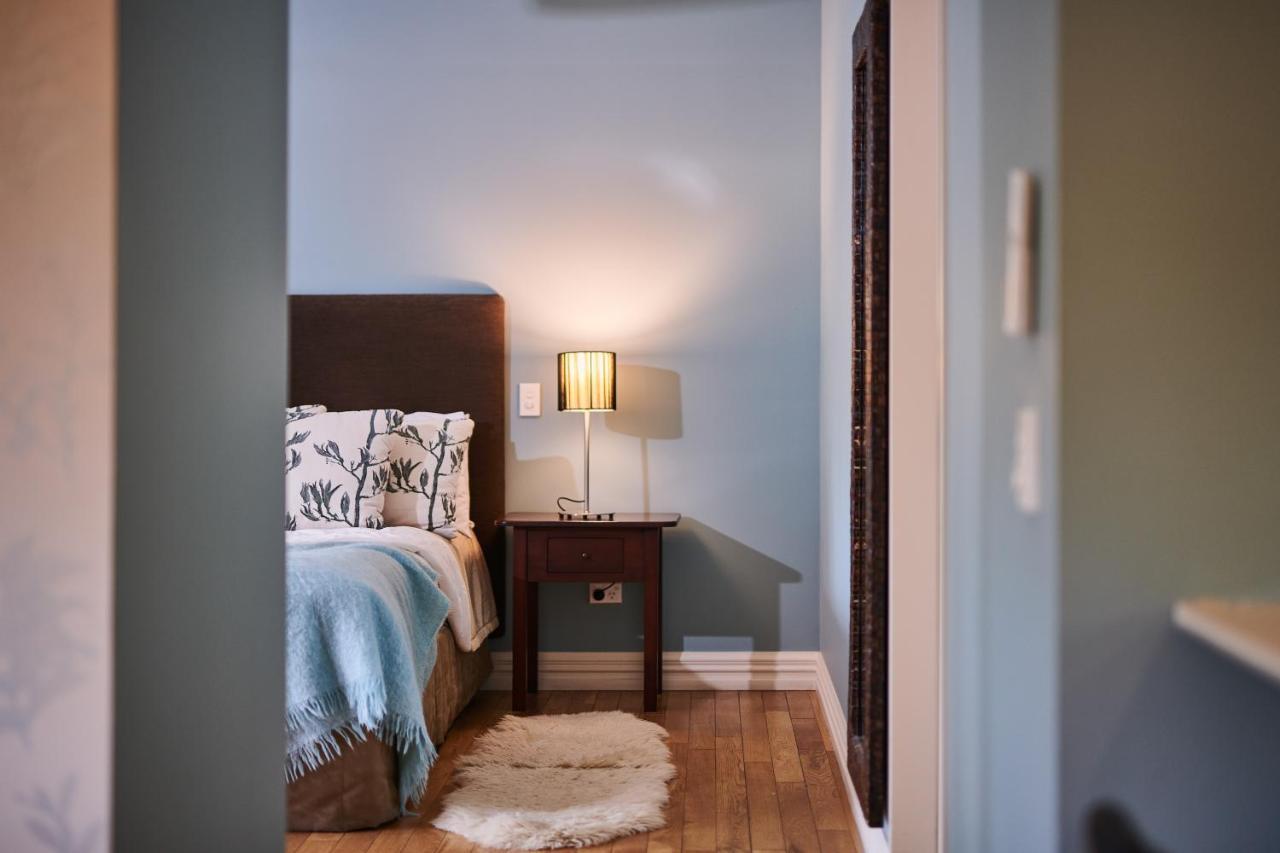 Parehua Resort Martinborough Luaran gambar A bedroom at the hotel