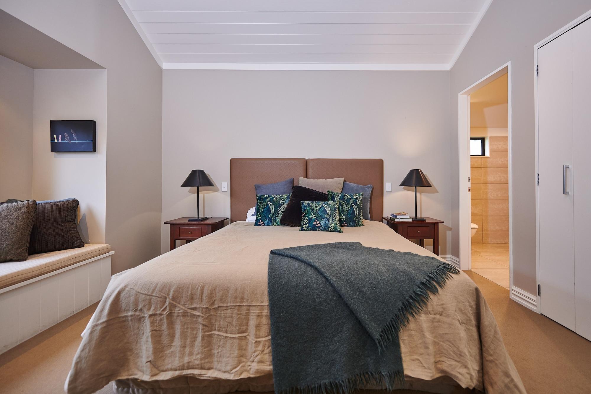 Parehua Resort Martinborough Luaran gambar A bedroom